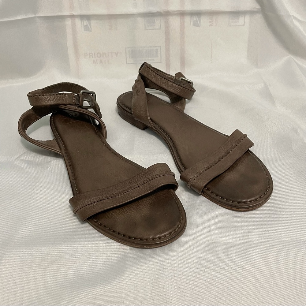Frye Strappy Brown Size 11M Sandals